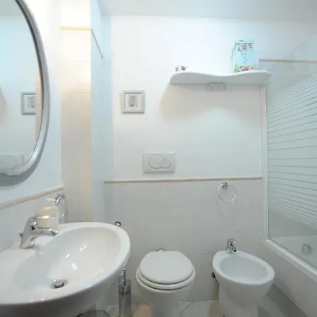 B&B Le Finestre Sul Borgo 타란토