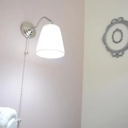 Le Finestre Sul Borgo B&B